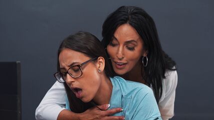 IT Babe Gets MILF Bossed