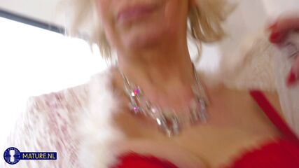 Chubby Mature Porn Pics MILF